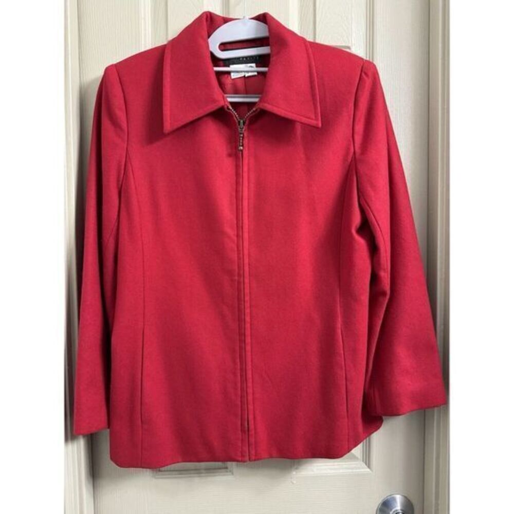 Sag Harbor Women's 8P‎ Red Full Zip Wool Lined with Pockets Jacket Coat Blazer
